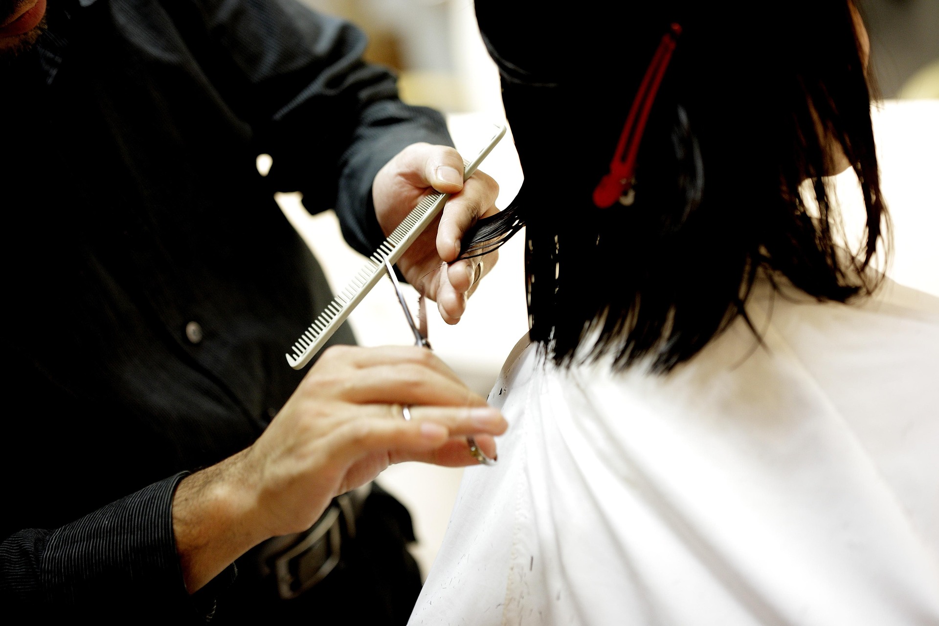Panduan Memilih Salon Rambut Wanita Terbaik