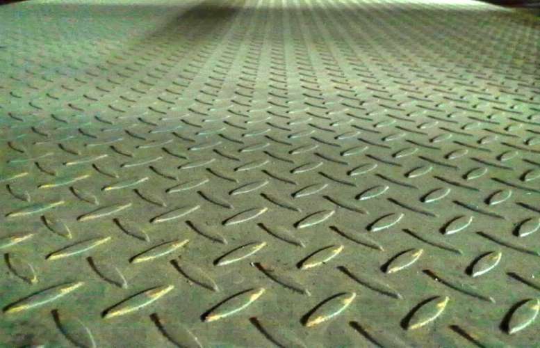 Harga Besi Plat Bordes dan Faktor yang Memengaruhinya