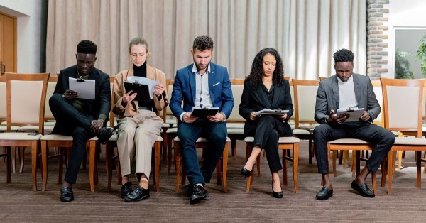 Benefits of Using a Recruiting Company in the Era of Digital Transformation